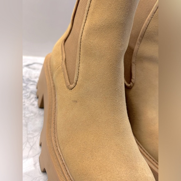 Zara Lug Sole Booties 🍂 - Picture 6 of 7